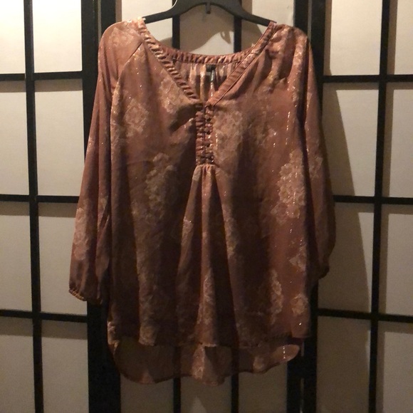 3/4 Sleeve Top - Picture 1 of 3